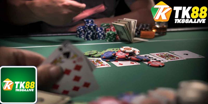 Luật chơi poker và một số thuật ngữ cơ bản dành cho khách hàng mới